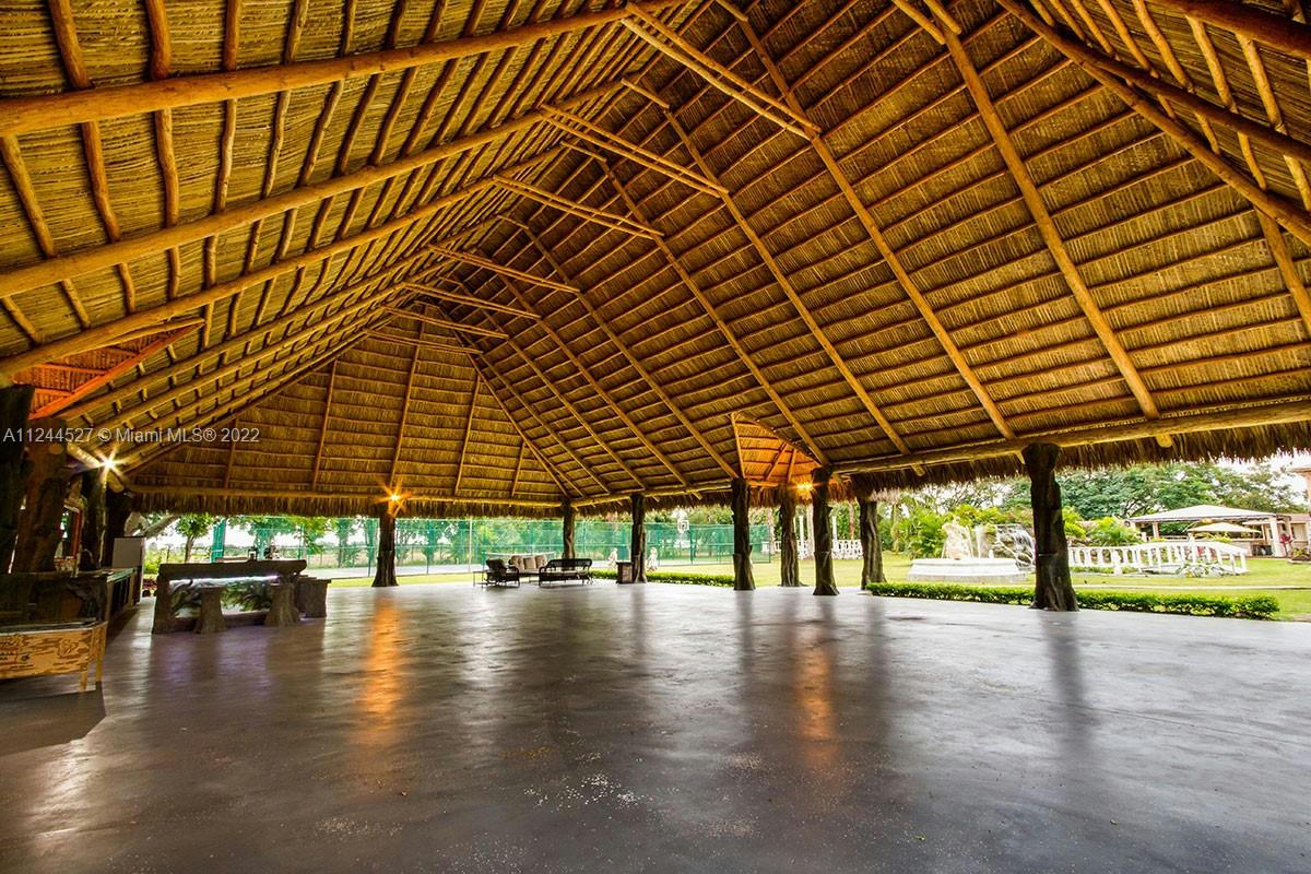 Commercial Property for Sale in Homestead Florida 33031